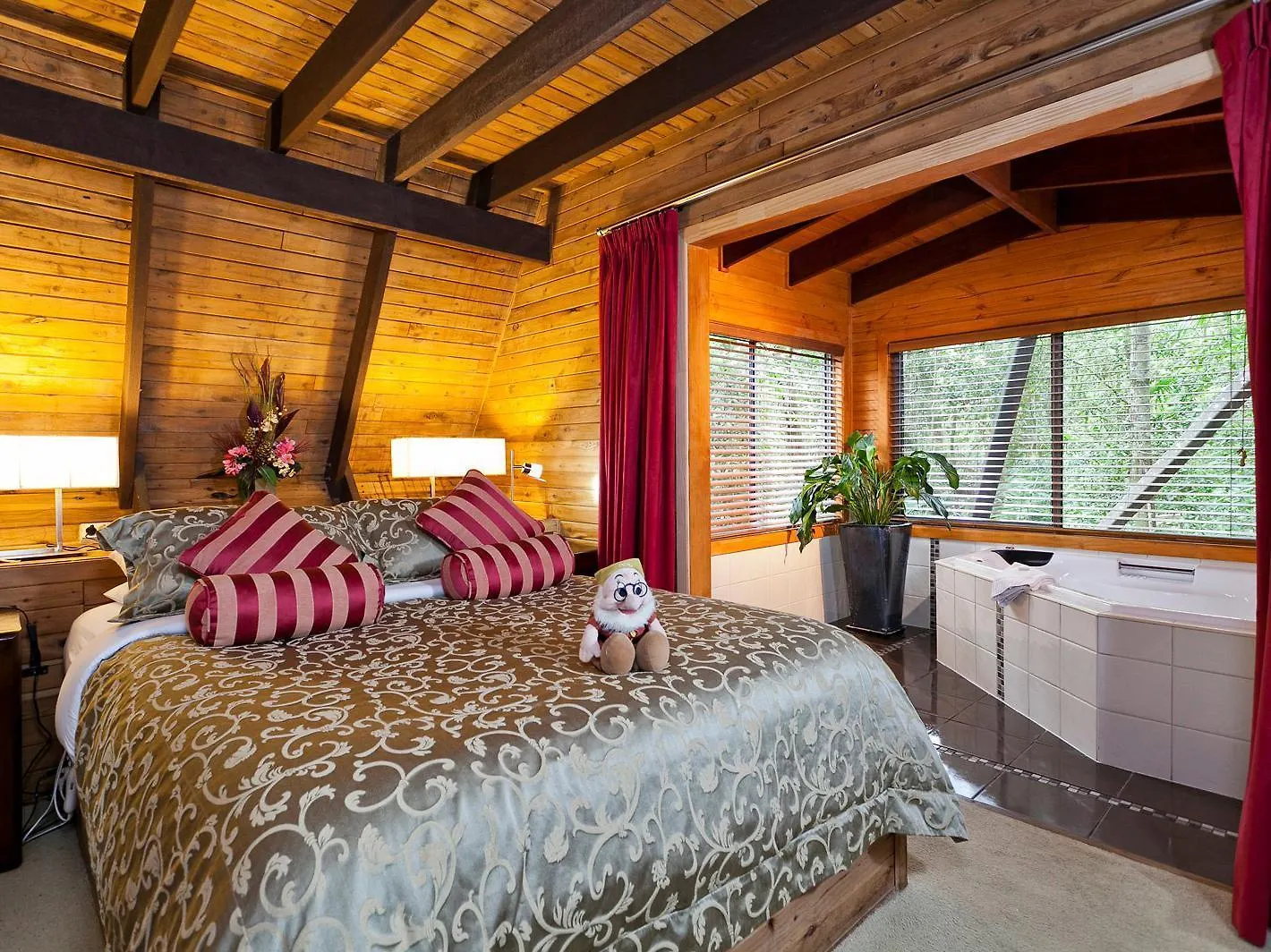 The Mouses House Rainforest Retreat Спрингбрук